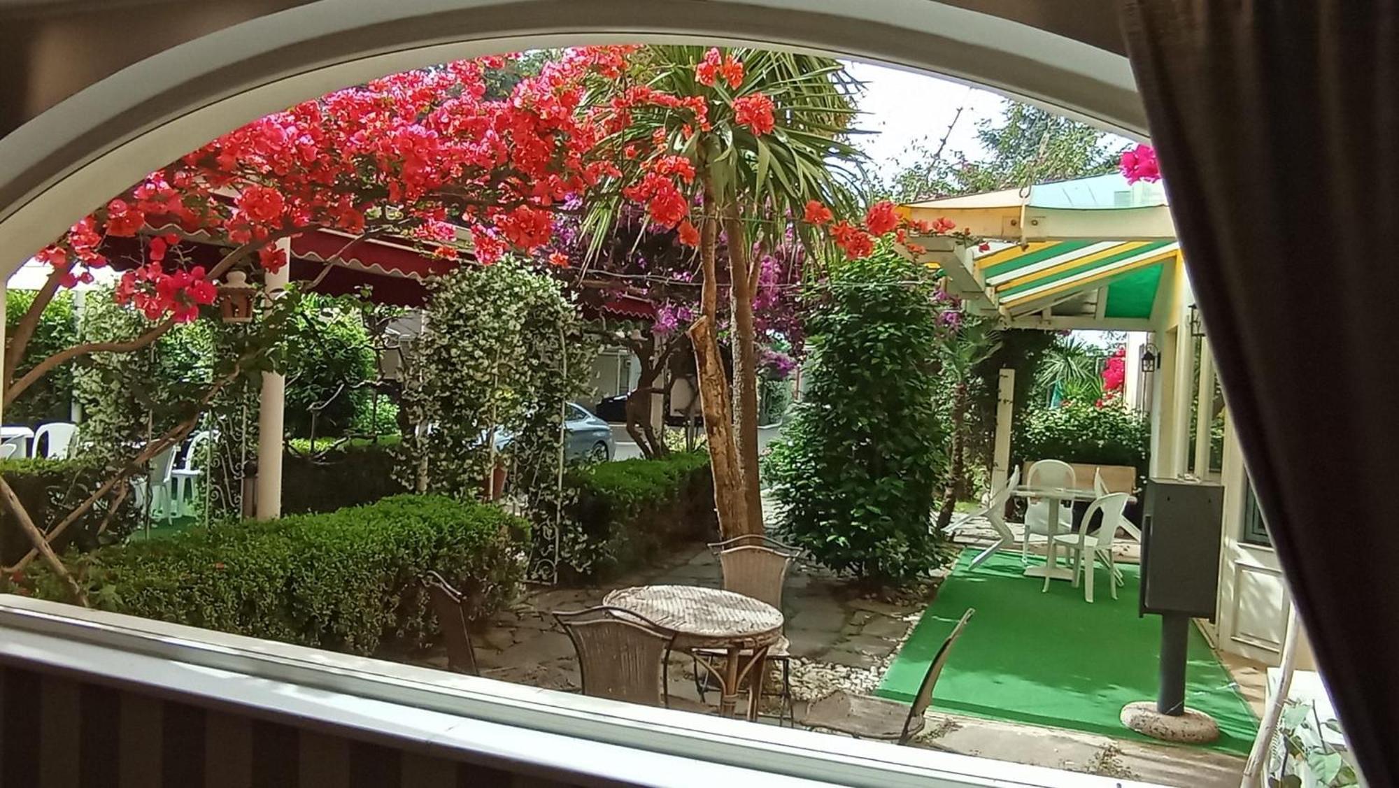 Hotel Mediterraneo Куалиано Екстериор снимка