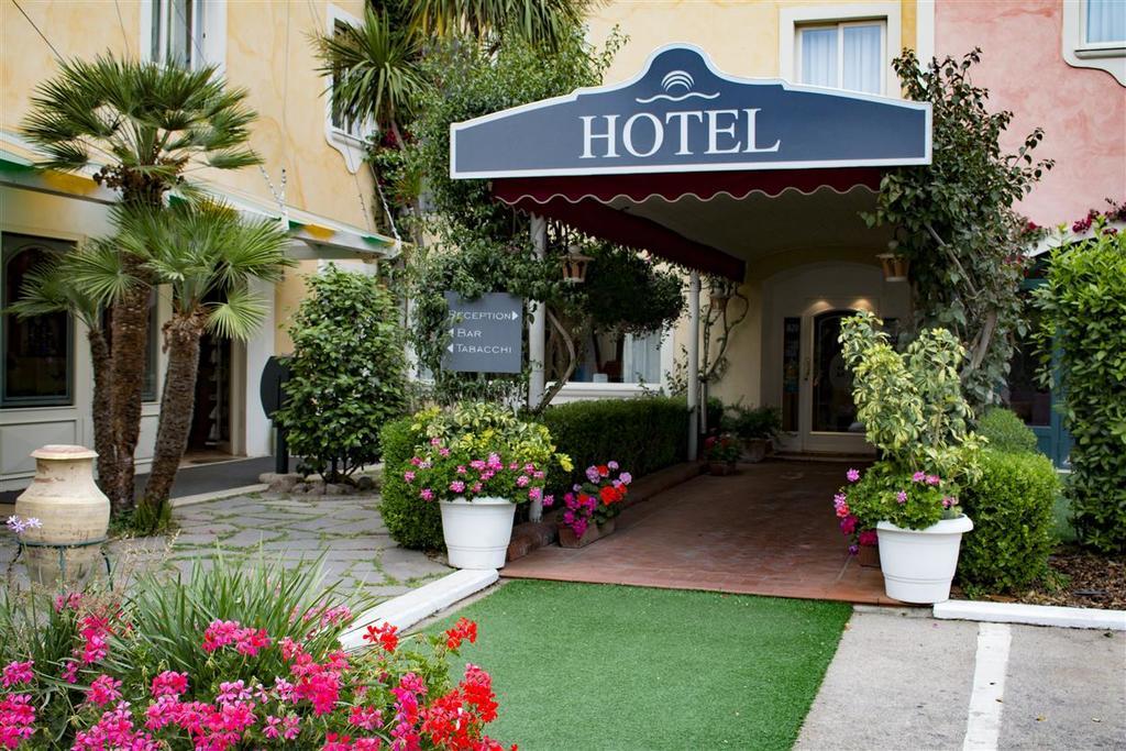 Hotel Mediterraneo Куалиано Екстериор снимка